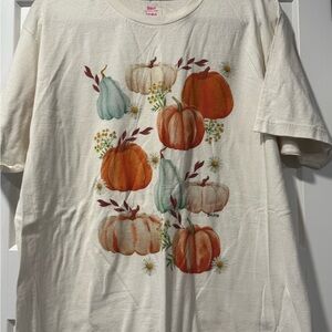 Ladies Short-Sleeve Fall Pumpkin Graphic T-Shirt Size XL
